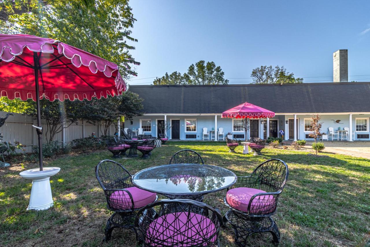 The Chesapeake Inn Urbanna Exterior photo